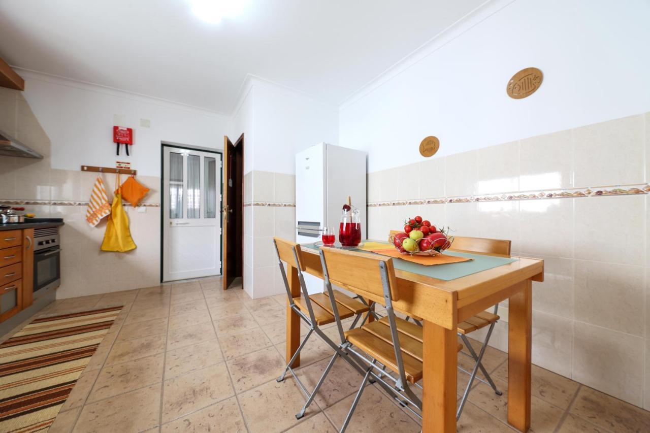 Casas Com Amoras In Serra Da Pescaria Famalicão Esterno foto