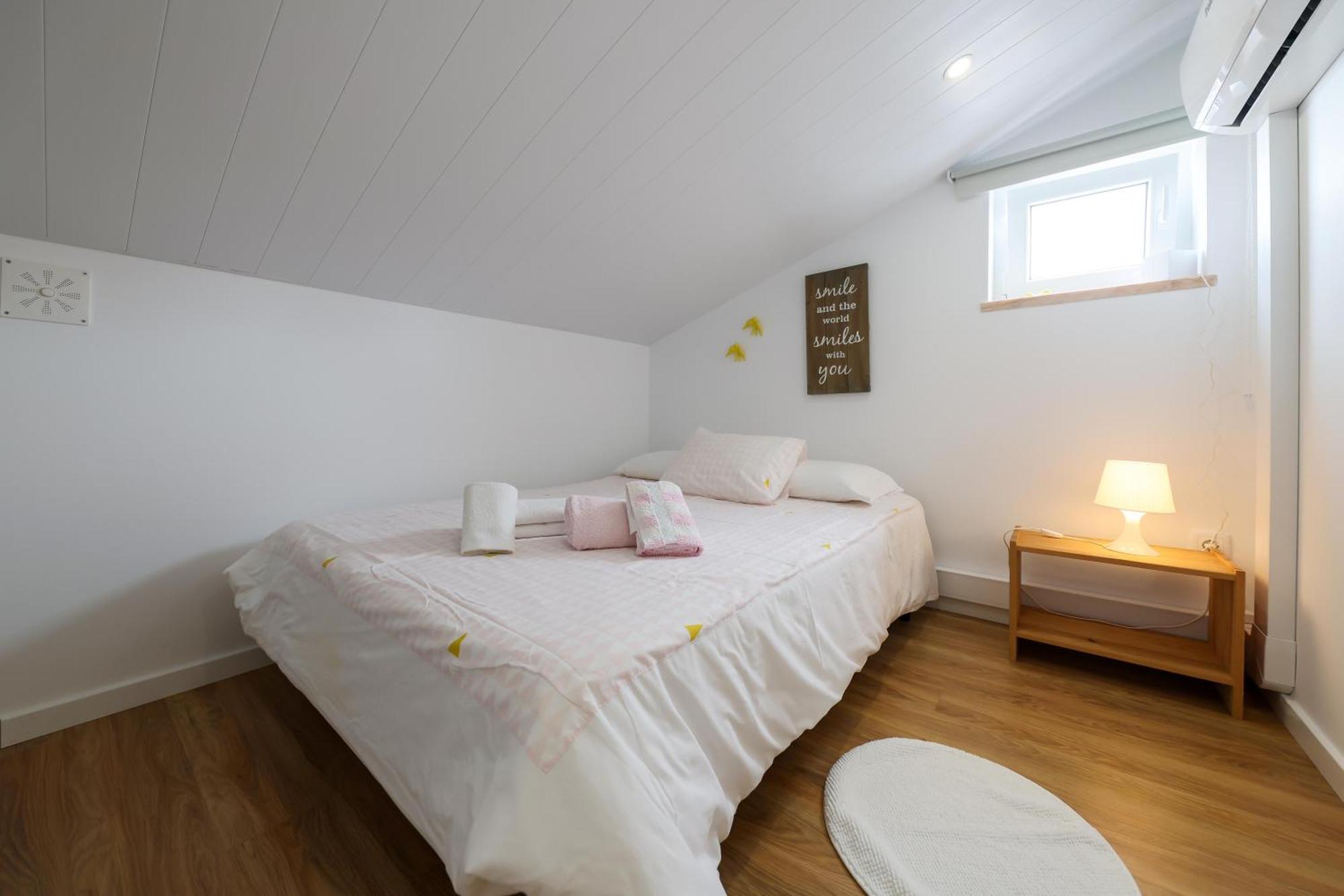Casas Com Amoras In Serra Da Pescaria Famalicão Esterno foto